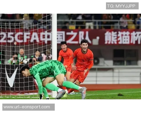 熊猫杯国际足球锦标赛中国U22男足与乌兹别克斯坦U22男足激战成平局 熊猫杯国际足球锦标赛中国U22男足与乌兹别克斯坦U22男足激战成平局