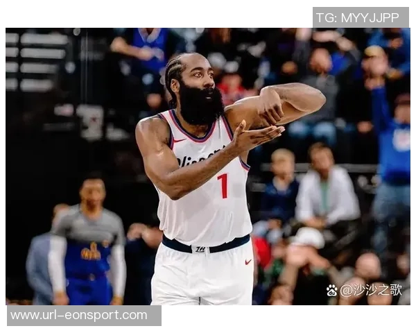 科林斯解析小卡与哈登的领导力表现场内外积极发声引领球队 科林斯解析小卡与哈登的领导力表现场内外积极发声引领球队