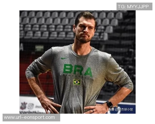 斯普利特强调训练中卡位重要性并呼吁进攻节奏加快 斯普利特强调训练中卡位重要性并呼吁进攻节奏加快