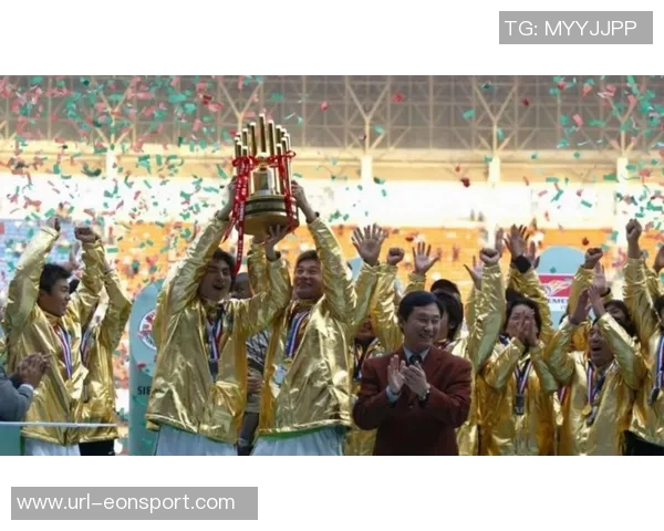 恭贺瓦科荣获中超联赛年度最佳球员称号展现卓越实力与风采