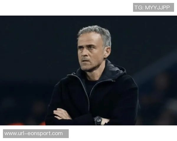 国米右路薄弱局面加剧路易斯恩里克被弃用引发关注