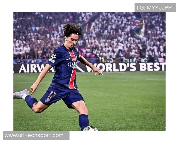 真核维蒂尼亚在欧冠单场创下135触球和126传球的双纪录